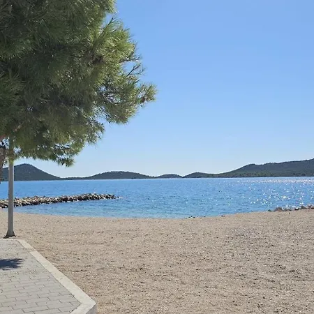 Kauai, Kamp Heron, Drage, Croatia * דראגה